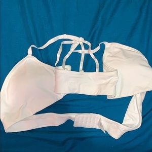 Wraparound sports bra